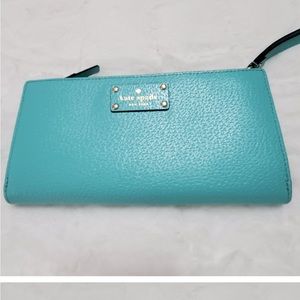 NWOT brand new turquoise/teal/aqua Kate Spade wallet wristlet with strap!